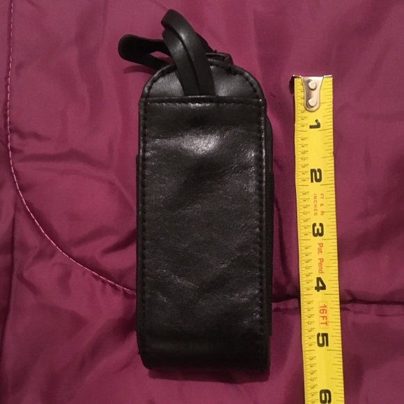 FINAL - EUC Etienne Aigner leather case - black - Picture 3 of 8